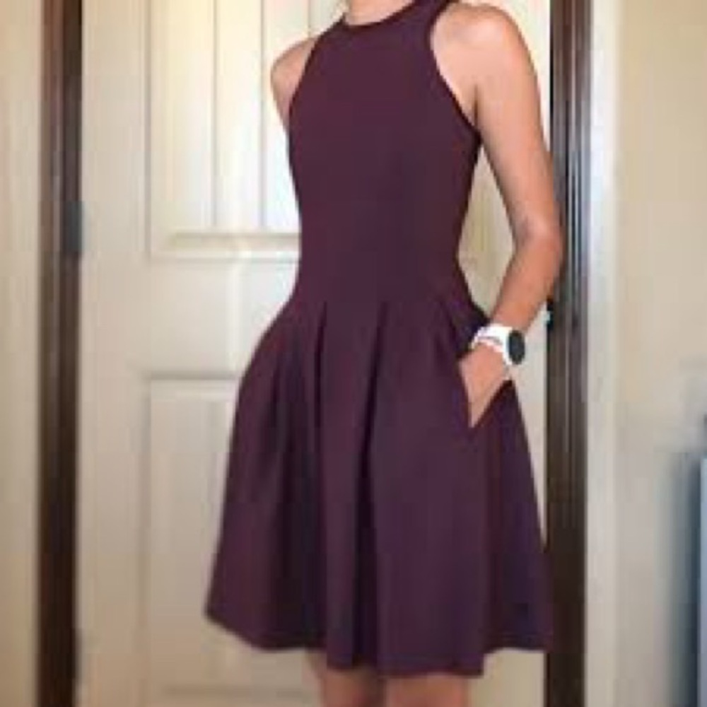 Lululemon Maroon Here To There Fit & Flare Dress Rare Bordeaux Drama - Picture 3 of 11